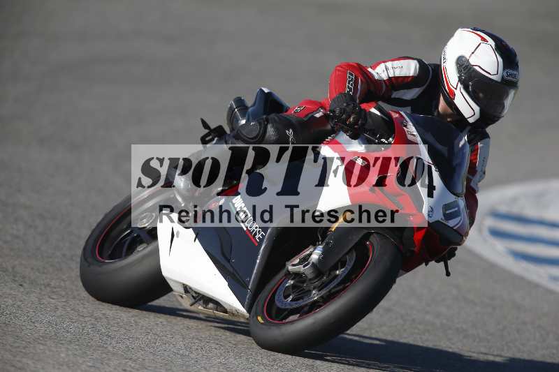 /Archiv-2024/02 29.01.-02.02.2024 Moto Center Thun Jerez/Gruppe gruen-green/40